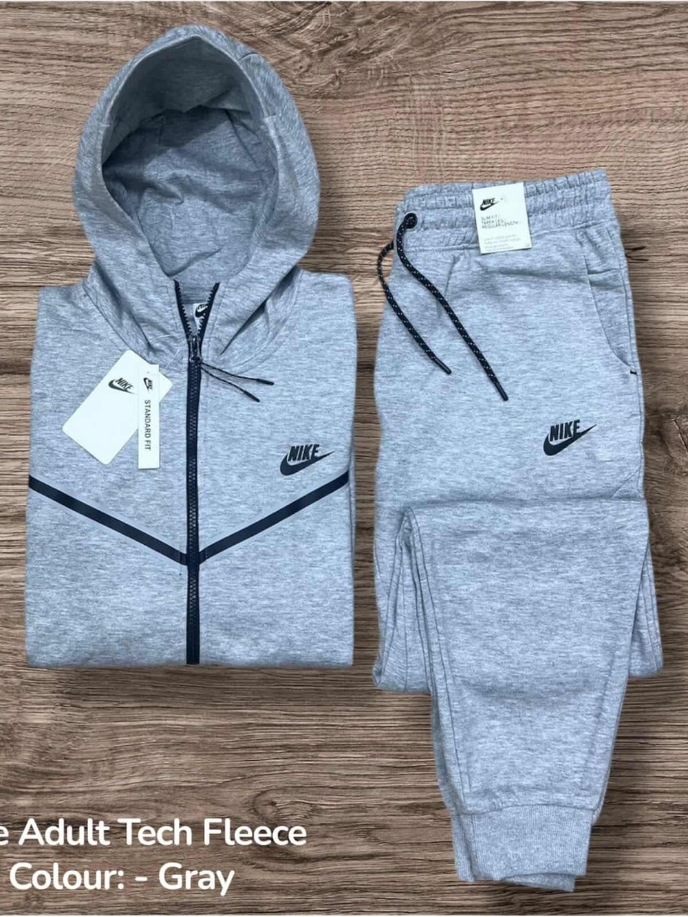 Nike Tech Set